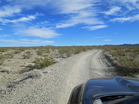 Keyhole Canyon Road