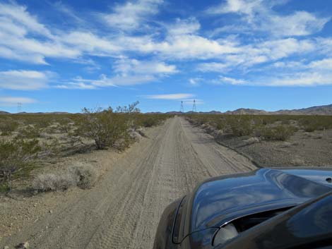 Keyhole Canyon Road