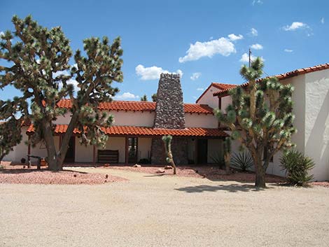 Walking Box Ranch, Outside the Big House