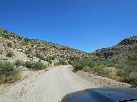 Valley of Faces Road