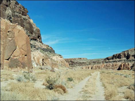 White River Narrows Road