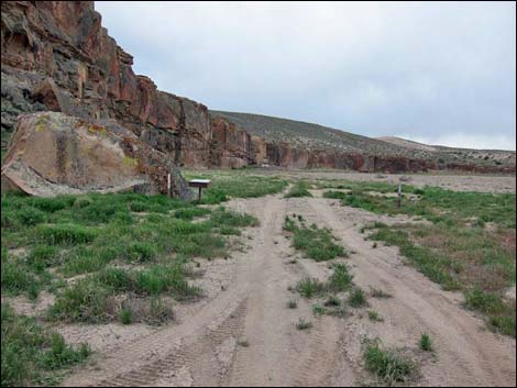 White River Narrows Road