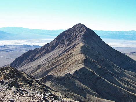 death valley buttes