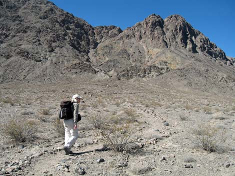 Little Ubehebe Peak